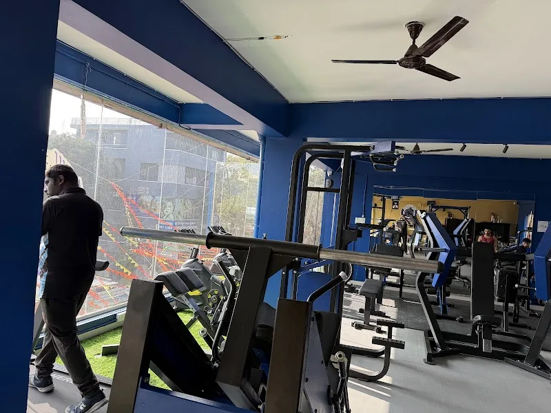 Inside Royal Premium Fitness — photo 05