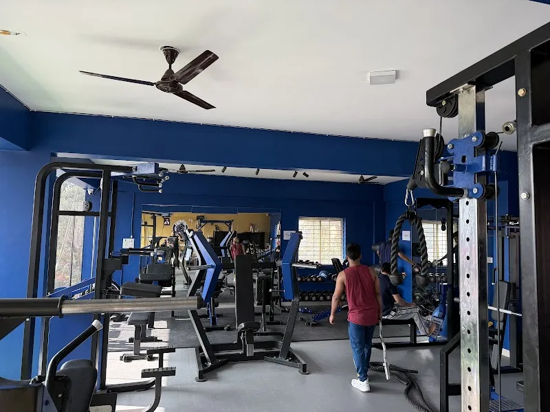 Inside Royal Premium Fitness — photo 06